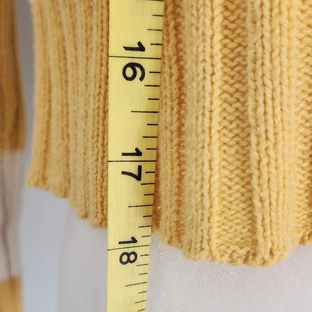 American Eagle Cropped Striped V-Neck Button Cardigan - Yellow & Ivory M